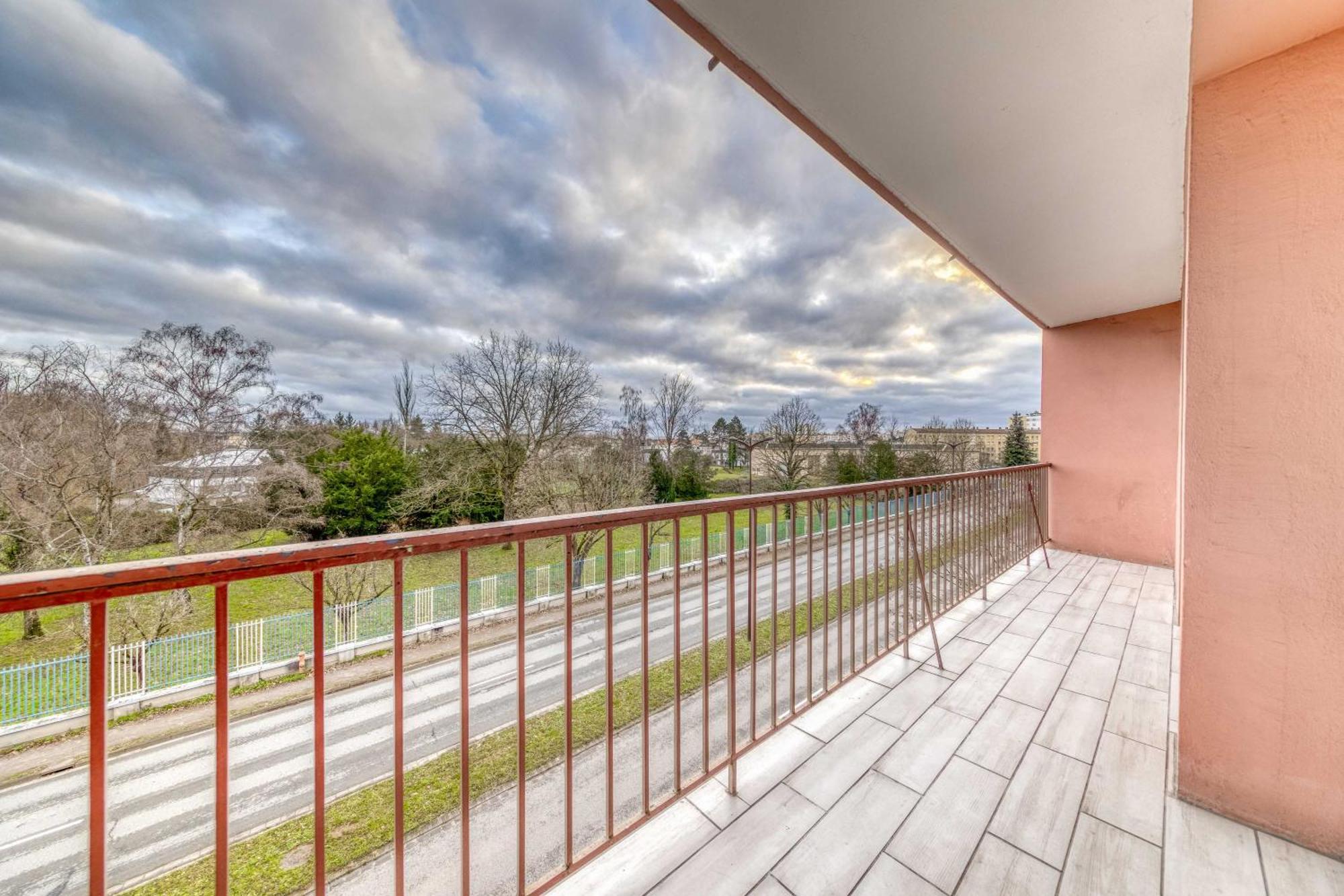 Appartement Les Oiseaux Diedenhofen Exterior foto